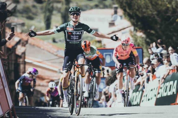 La Vuelta Femenina letape pour Marianne Vos Demi Vollering toujours leader