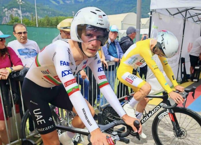 Adam Yates remporte le Tour de Suisse et Joao Almeida le chrono final