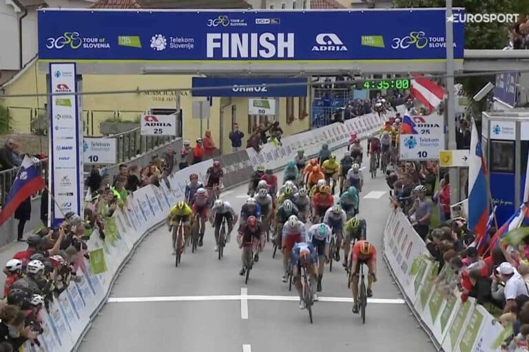 Dylan Groenewegen remporte à la photo finish la 1ère étape du Tour de Slovénie
