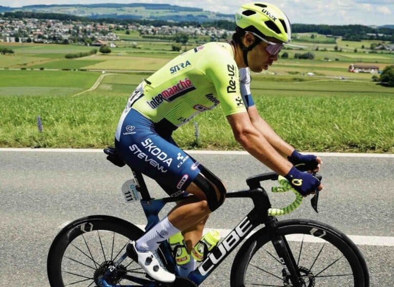Lilian Calmejane blessé au genou, absent du Tour de France