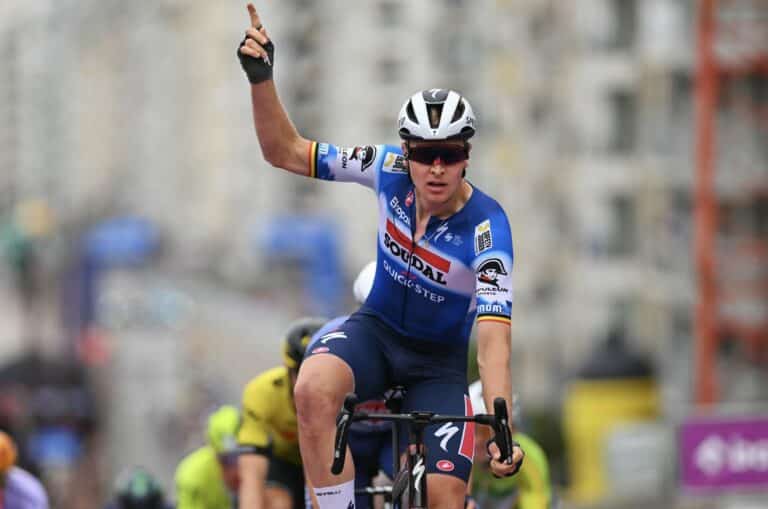 Tour de Belgique, étape 2 : Tim Merlier l’emporte devant Philispen et Kooij