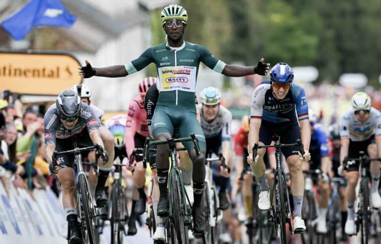 Biniam Girmay remporte une deuxième victoire d’étape sur le Tour de France