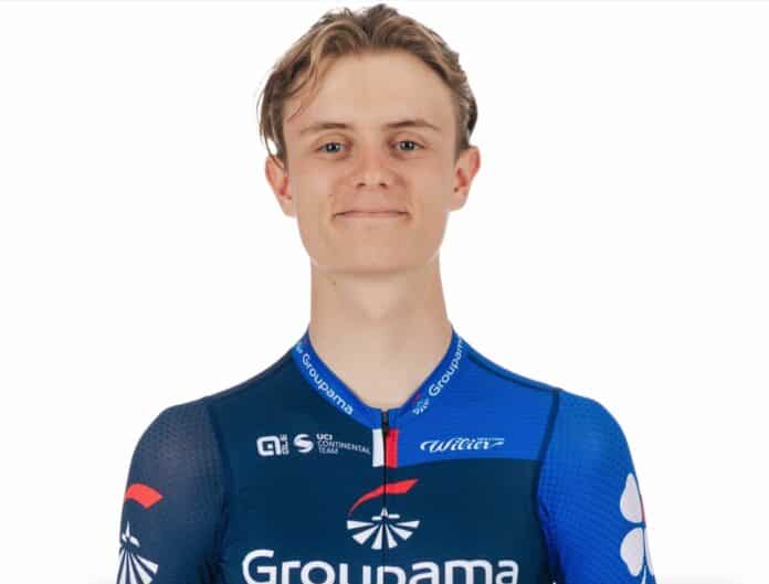 brieuc rolland monte en world tour chez groupama fdj