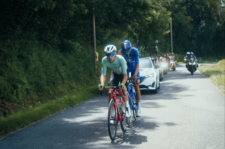 En direct. 2 coureurs échappés sur la 1e étape du Tour de l’Ain