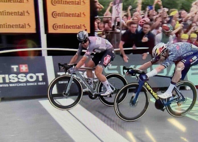 jasper philipsen remporte une 13e etape epique du tour de france