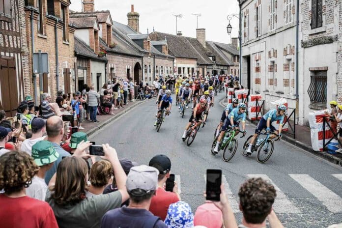 Tour de France 2024 vidéo le résumé de la 10e étape