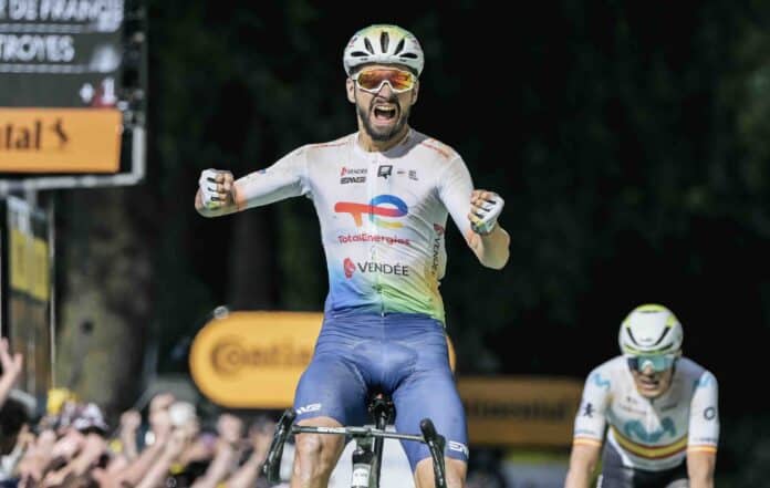 Tour de France Anthony Turgis domine les chemins blancs et s'impose à Troyes