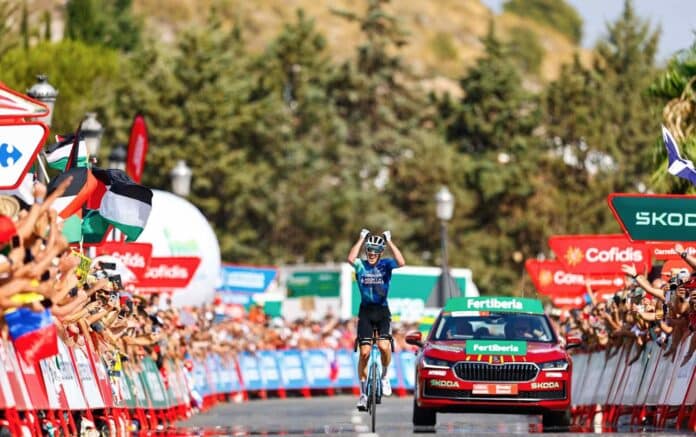 ben o connor s'impose en solitaire sur la 6e etape de la vuelta 2024 et prend le maillot rouge