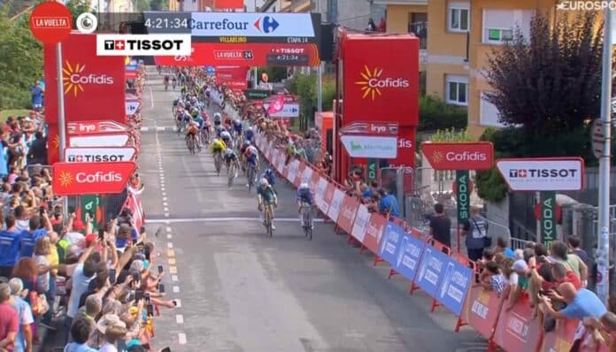 kaden groves domine van aert sur l'etape 14 de la vuelta 2024