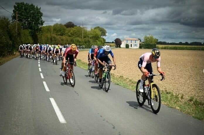 tour de l'avenir etape 1 profil et favoris