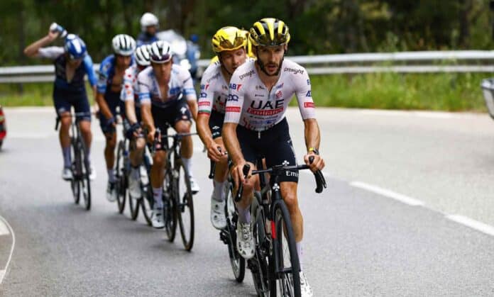 tour d'espagne 2024 uae team emirates sans pogacar mais avec yates et almeida