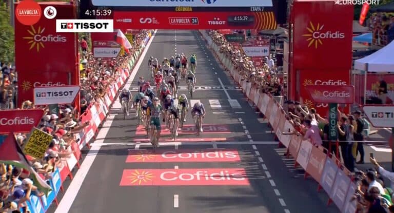 Wout Van Aert double la mise en remportant la 7ème étape de la Vuelta 2024