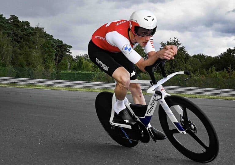 Championnats du monde de cyclisme 2024 : Découvrez l’ordre et les horaires de départ du contre-la-montre hommes