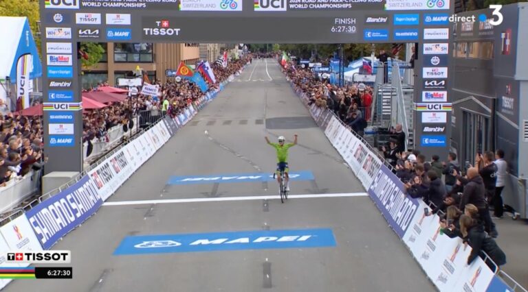 Championnats du Monde de Cyclisme 2024 : Immense exploit de Tadej Pogacar