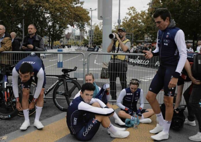 Mondiaux de Zurich la France échoue au pied du podium du relais mixte