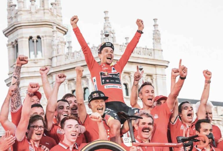 Primoz Roglic remporte sa quatrième Vuelta en 2024 : une domination sans égale