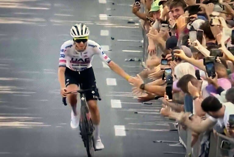 Tadej Pogacar remporte le Grand Prix cycliste de Montréal 2024