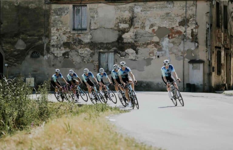Effectif 2025. Découvrez la nouvelle composition complète de l’équipe Décathlon Ag2r la Mondiale