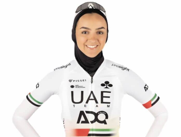 Safiyah Alsayegh prolonge son aventure UAE Team adq