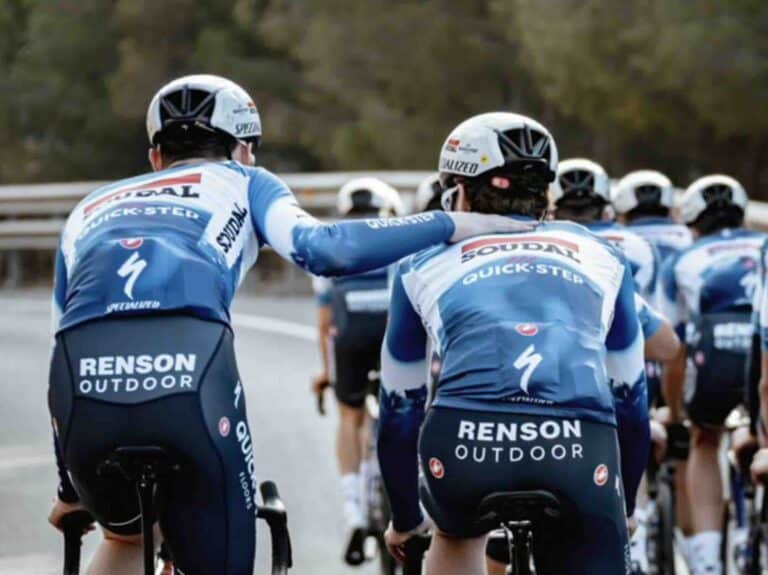 Soudal Quick-Step conclut sa saison 2024 avec une solide 3e place au classement UCI WorldTour