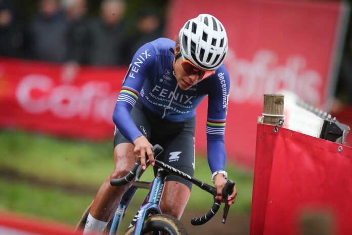 Cyclo-cross : Coupe du monde - Le chef d'oeuvre de Ceylin Alvarado à Namur