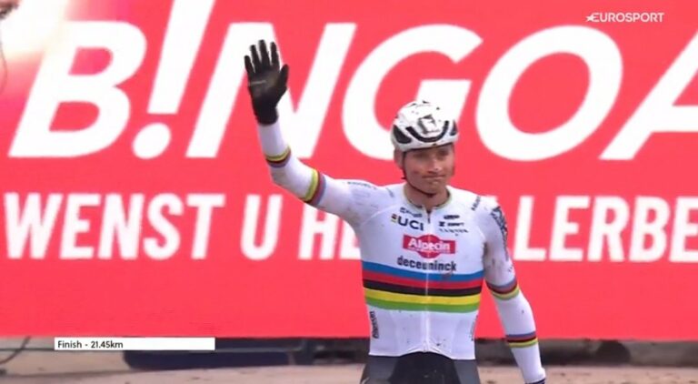 Cyclo-cross : Coupe du monde – Mathieu van der Poel le plus fort à Besançon