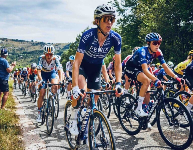 Fenix-Deceuninck : un projet ambitieux pour révolutionner le cyclisme féminin