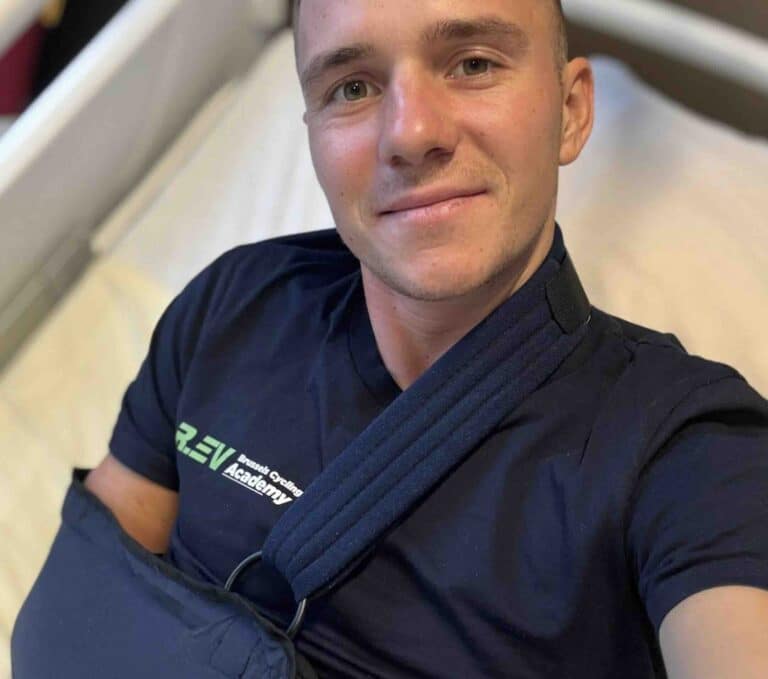 Remco Evenepoel, blessé lors d’un entraînement, se montre optimiste