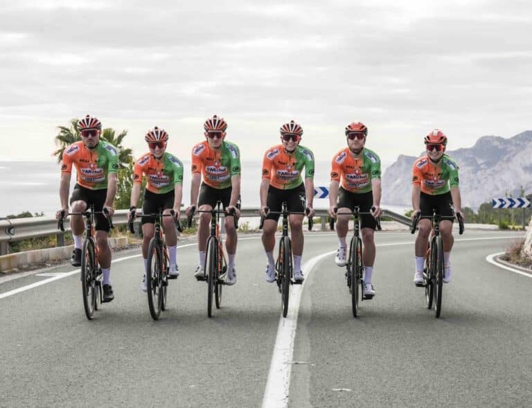 Saint-Michel Preference Home dévoile son maillot 2025 conçu par POLI