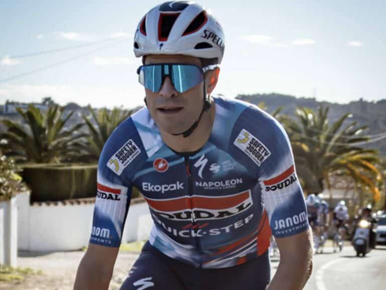Soudal Quick-Step : Un maillot 2025 entre tradition et modernité