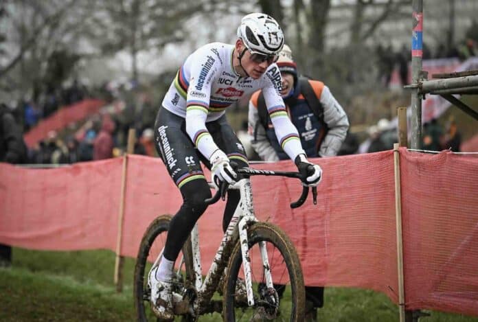 Cyclo cross Mathieu van der Poel forfait pour Dendermonde