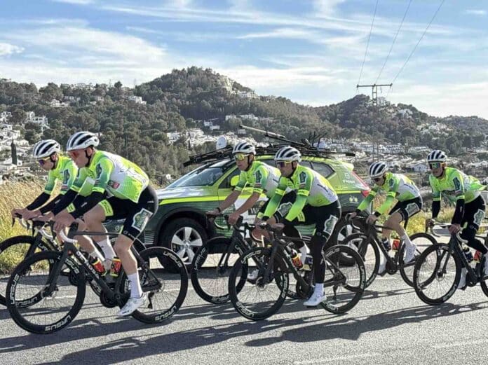 L'équipe Wagner-Bazin WB prépare activement le début de saison à Calpe