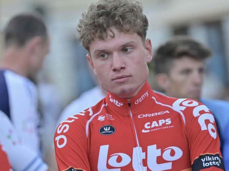 Lennert Van Eetvelt : Une saison 2025 ambitieuse avec le Tour et la Vuelta en ligne de mire