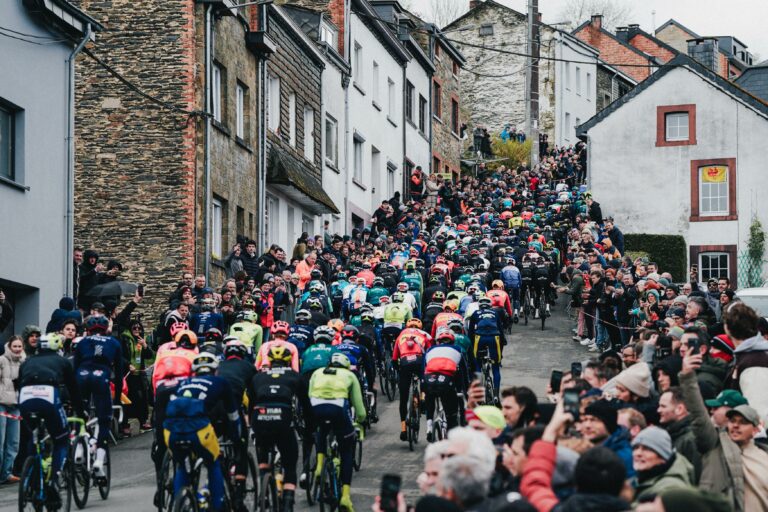 Liège-Bastogne-Liège : Les équipes engagées en 2025