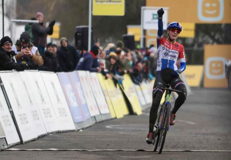 Lucinda Brand remporte le Superprestige de Gullegem 2025