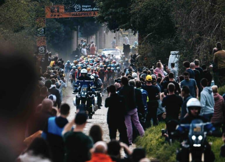 Paris-Roubaix 2025 : Les 25 équipes engagées