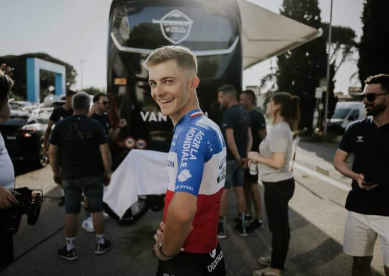 Paul Lapeira prolonge l’aventure avec Decathlon AG2R La Mondiale