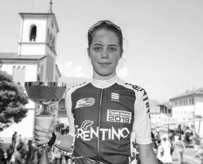 Tragédie du cyclisme Sara Piffer 19 ans percutée et tuée à l'entraînement