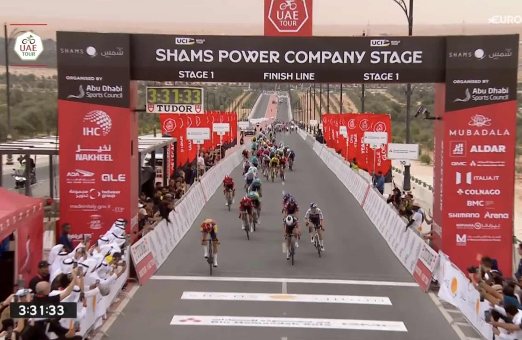 UAE Tour 2025 Jonathan Milan vainqueur d'étape, chute de Molano