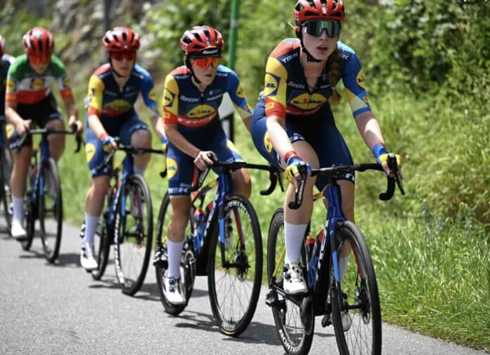 Omloop Het Nieuwsblad Femmes 2025 Elisa Balsamo en tête d'affiche de la Lidl Trek Women, Clara Copponi pour sprinter