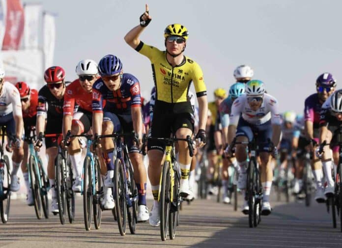 Tour d'Oman 2025 Olav Kooij remporte la 1ère étape au sprint