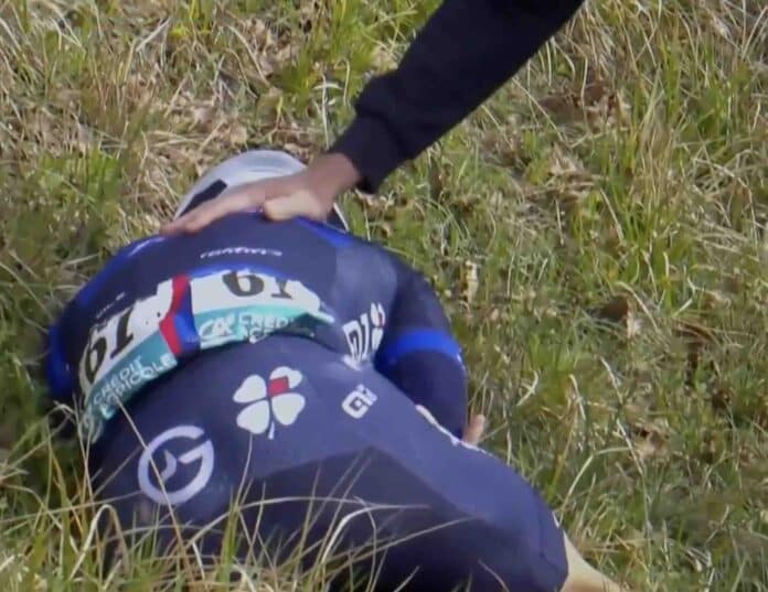 David Gaudu chute et abandonne Tirreno Adriatico 2025