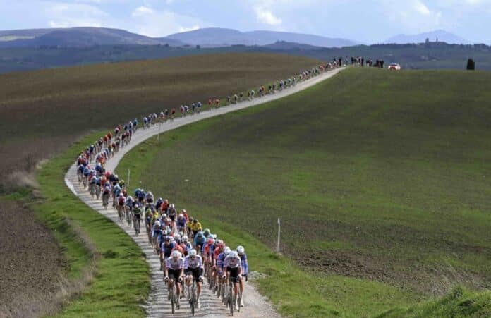 Strade Bianche 2025 Qui peut battre Tadej Pogacar