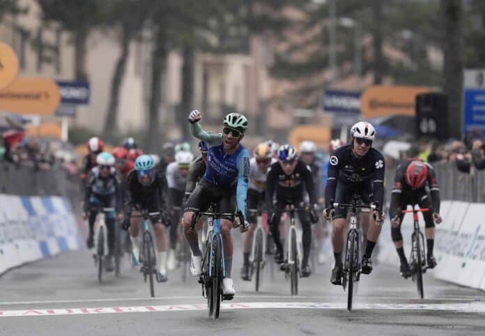 Tirreno Adriatico 2025 victoire au sprint de Vendrame sur l'étape 3