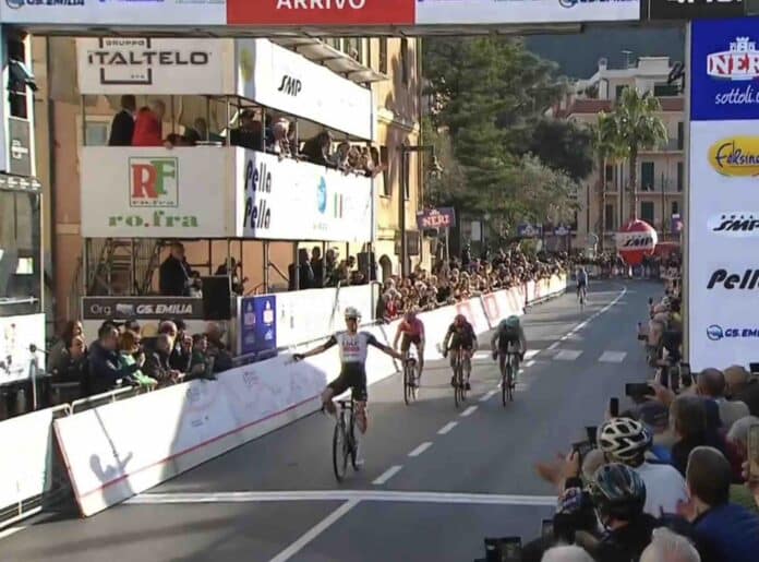 Trofeo Laigueglia 2025 victoire éclatante de Juan Ayuso