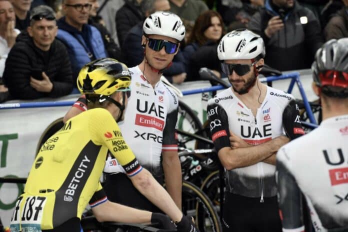 Adam Yates et Felix Großschartner prolongent avec UAE Team Emirates XRG