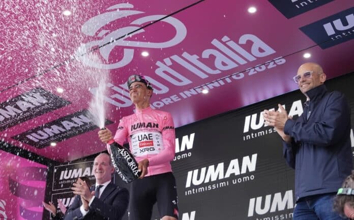 giro-2025-etape-13-isaac-del-toro-je-ne-pense-pas-depenser-beaucoup-denergie-a-courir-apres-les-bonifs