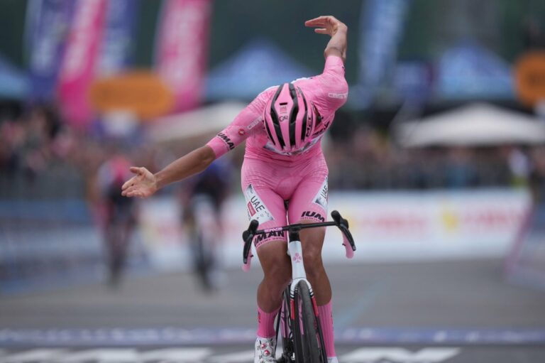 Giro 2025, étape 17 : Isaac del Toro s’impose en patron