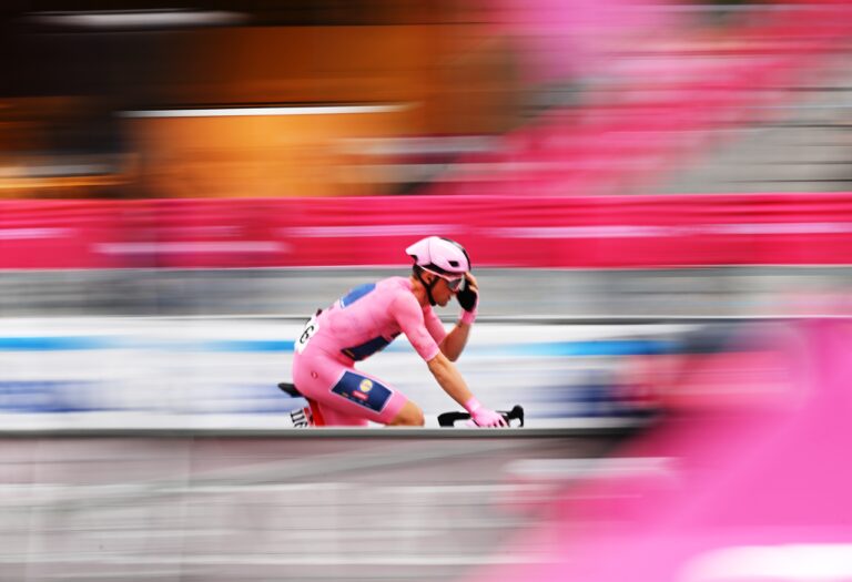 Giro 2025, étape 6 : Mads Pedersen : « Ce n’est jamais agréable de chuter ».