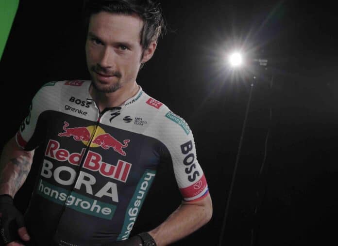 Giro 2025 les 184 coureurs engagés participants et analyse des favoris